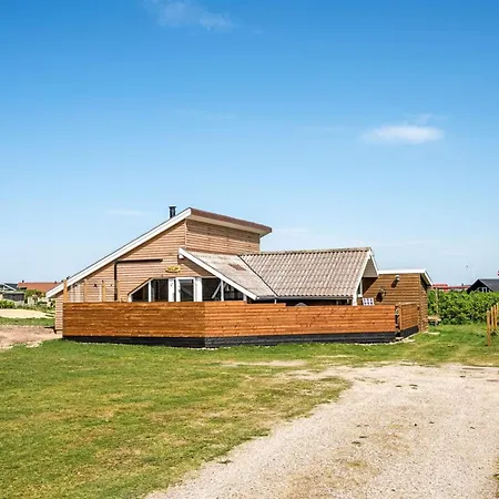 Arla - 200m From The Sea By Interhome *
